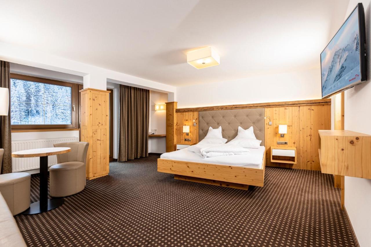 Auenhotel Tux Bagian luar foto